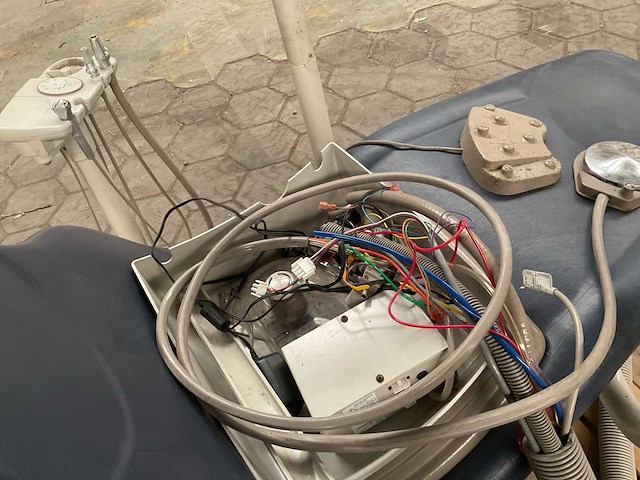 Midmark tandartsstoel - afbeelding 5 van  7