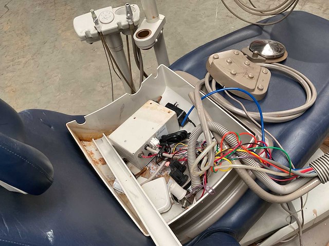 Midmark tandartsstoel - afbeelding 5 van  7