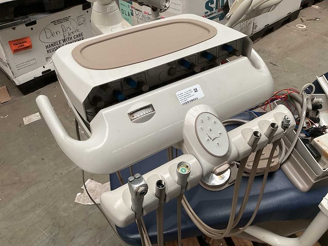 Midmark tandartsstoel - afbeelding 7 van  7