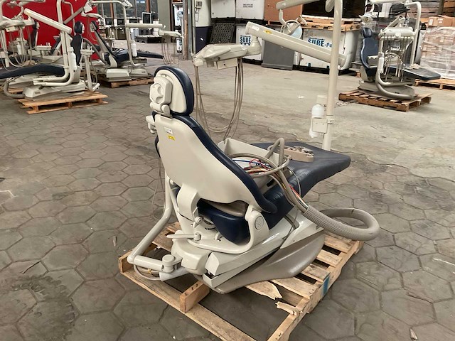Midmark tandartsstoel - afbeelding 4 van  7
