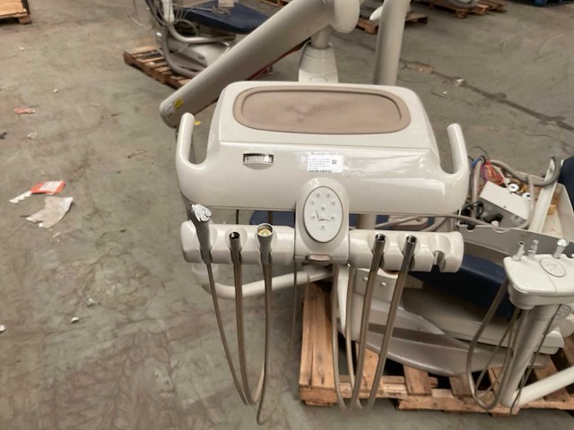 Midmark tandartsstoel - afbeelding 5 van  7