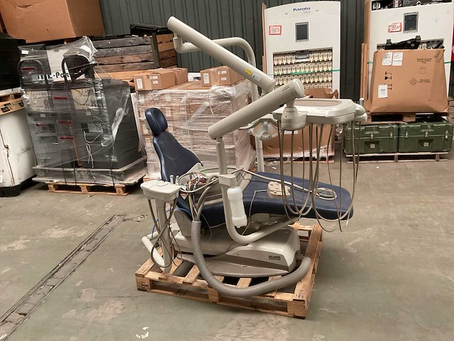 Midmark tandartsstoel - afbeelding 7 van  7
