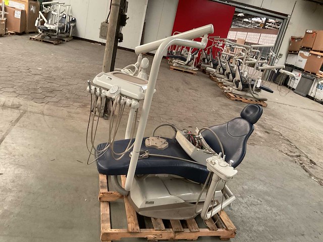 Midmark tandartsstoel - afbeelding 7 van  7