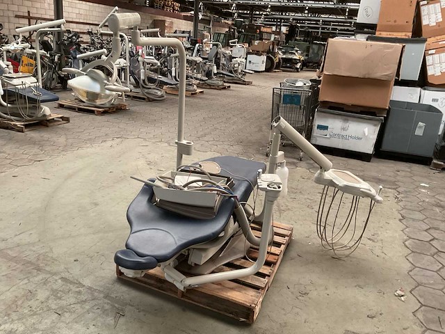 Midmark tandartsstoel - afbeelding 4 van  7
