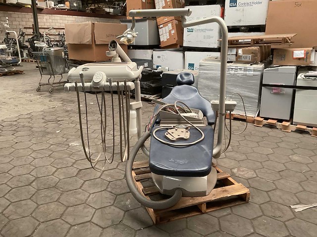 Midmark tandartsstoel - afbeelding 7 van  8