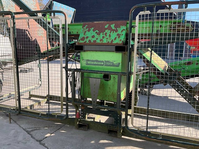 Miedema akv 42 kistenvuller - afbeelding 9 van  9