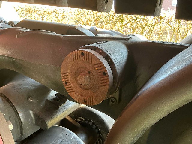 Miedema hst2a kipper op rupsen - afbeelding 19 van  25