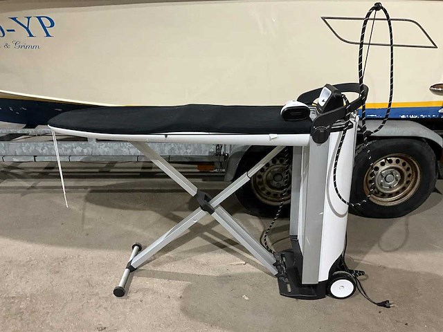 Miele - b 2847 - strijksysteem - afbeelding 1 van  7