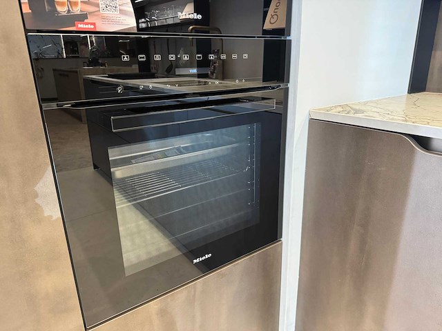 Miele - dgc 7250 - combi-stoomoven (c) - afbeelding 1 van  3