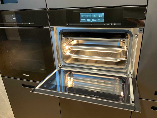 Miele - dgc6800x - combi-oven (c) - afbeelding 1 van  3
