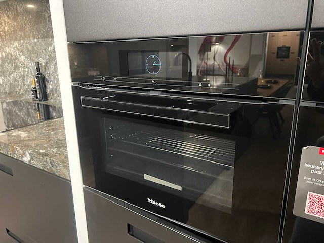 Miele - dgc7845 - combi-magnetron (c) - afbeelding 1 van  4