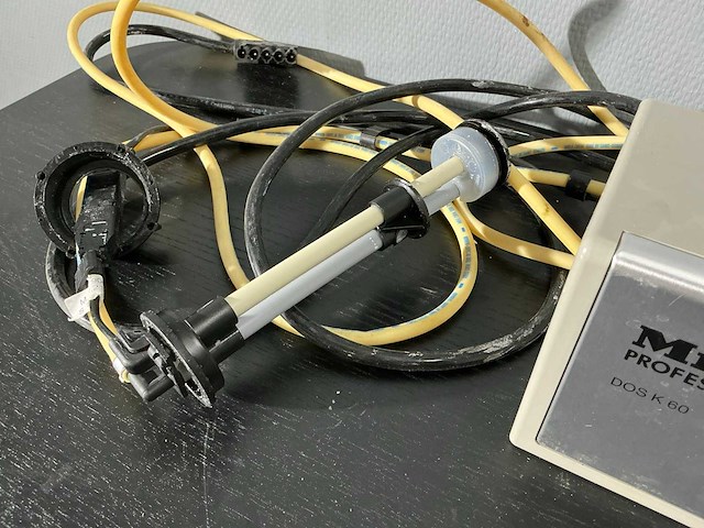 Miele - dos k 60 - doseerunit/ whip mix - mengapparaat - afbeelding 9 van  12