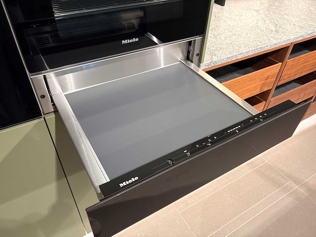 Miele - esw 7010 - warmhoudlade - afbeelding 1 van  1