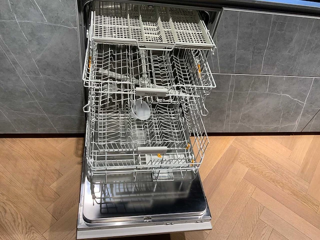 Miele - g 4268 scvi - vaatwasser (c) - afbeelding 2 van  3