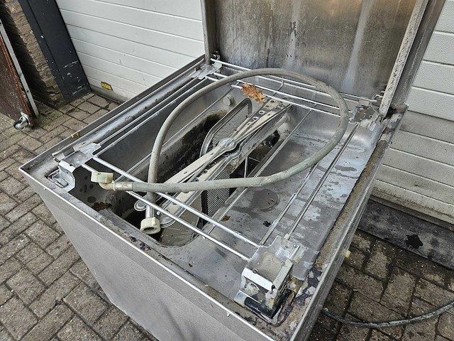 Miele - g8072 - korvenvaatwasmachine - afbeelding 1 van  5