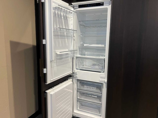 Miele - kdn 7724 e - koelkast (c) - afbeelding 1 van  2