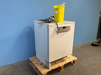 Miele - various medical equipment - 2014 - afbeelding 3 van  6