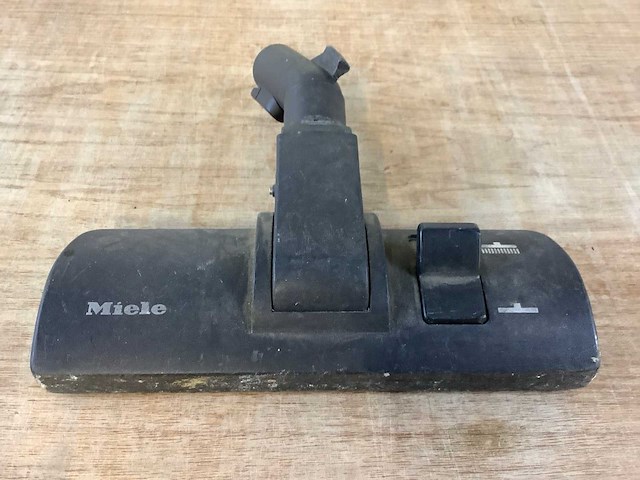 Miele compact c1 stofzuiger - afbeelding 7 van  9