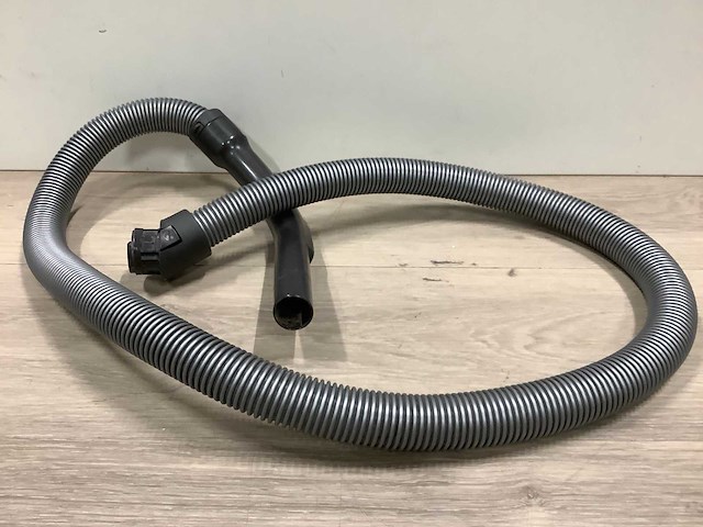 Miele complete c3 stofzuiger - afbeelding 8 van  9