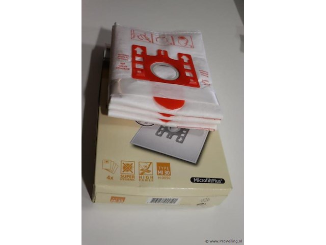 Miele de luxe stofzuiger met stofzuigerzakken - afbeelding 5 van  5