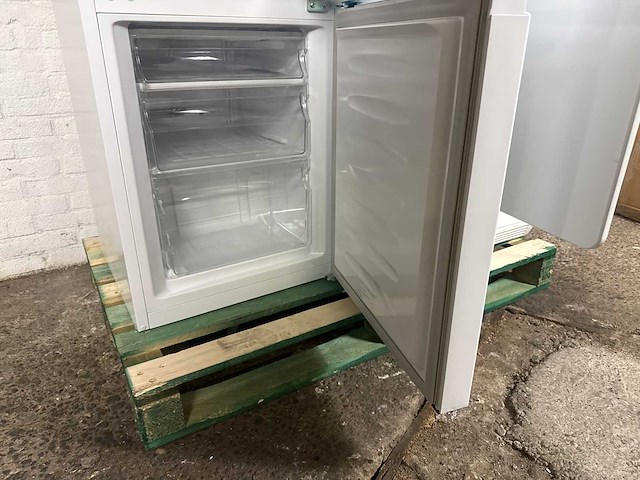 Miele droger | ok. koelkast - afbeelding 4 van  7