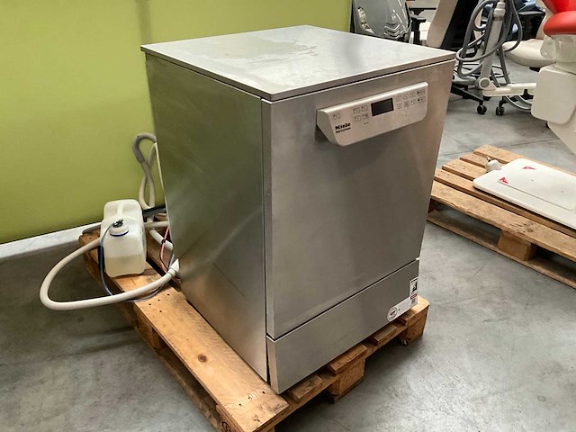 Miele gg05 tandarts vaatwasser / desinfector - afbeelding 2 van  7