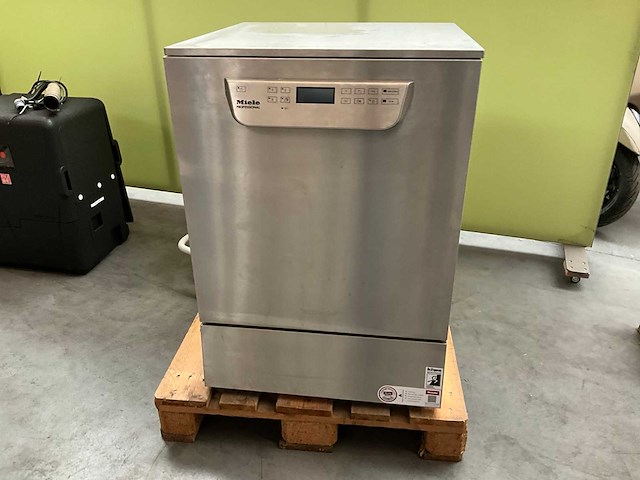 Miele gg05 tandarts vaatwasser / desinfector - afbeelding 3 van  7