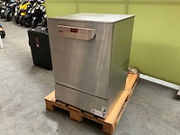 Miele gg05 tandarts vaatwasser / desinfector - afbeelding 1 van  7