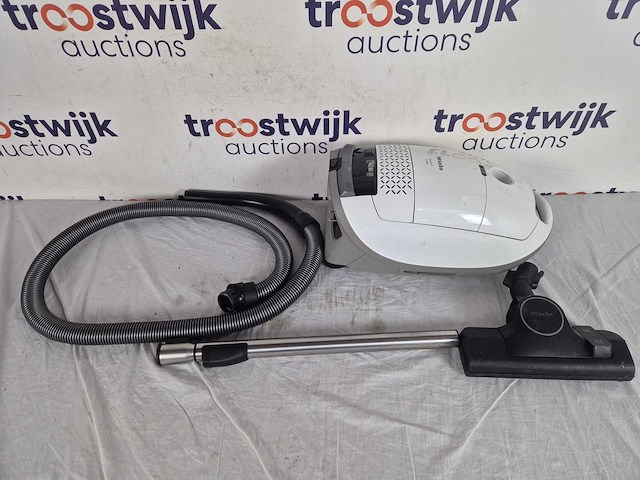 Miele guard m1 performance briljantwit hepa - stofzuiger met zak - afbeelding 2 van  2