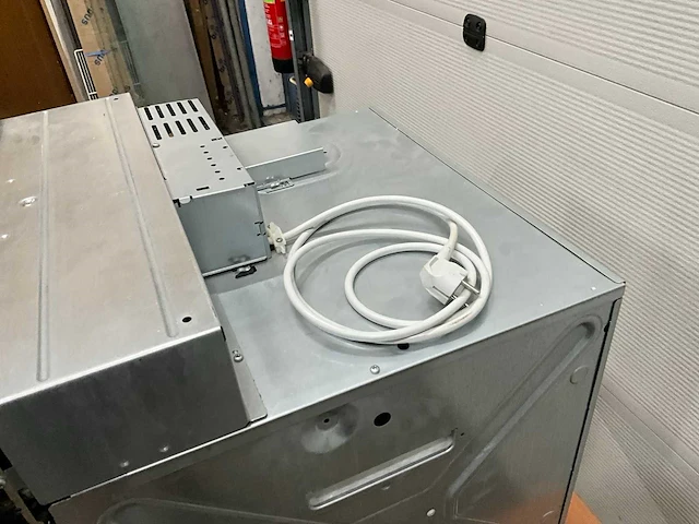 Miele h 4412 b inbouw oven - afbeelding 7 van  9