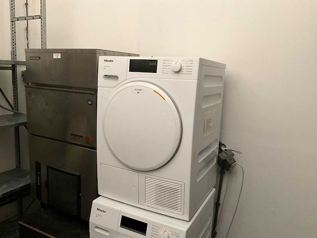 Miele ht30 warmtepomp wasdroger - afbeelding 1 van  9