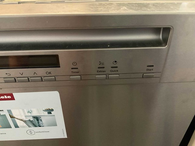 Miele inbouw vaatwasser met rvs deurfront - afbeelding 4 van  6