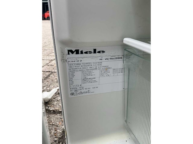 Miele koelkast - afbeelding 7 van  9