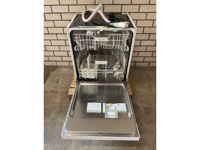Miele pg 8080 bw vaatwasser - afbeelding 4 van  5