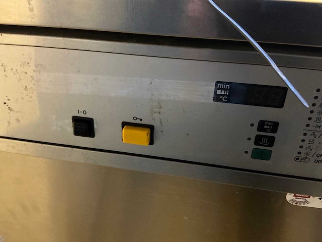 Miele professional g7882 vaatwasser - afbeelding 3 van  7