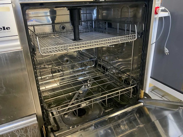 Miele professional ir 6001 laboratorium vaatwasmachine - afbeelding 4 van  4