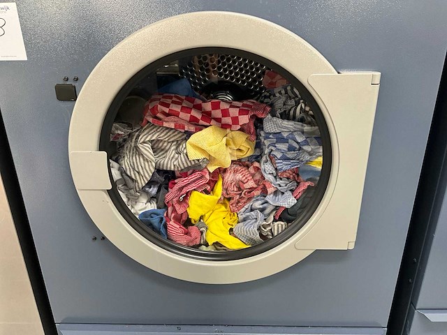 Miele professional pt8257 el bss industrieel wasdroger - afbeelding 2 van  3