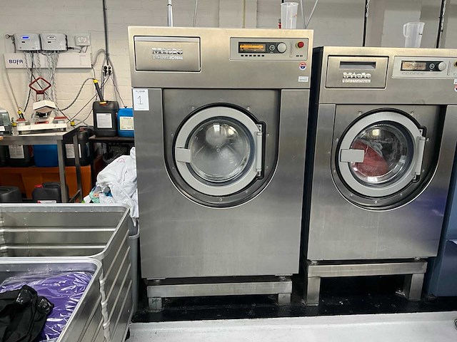 Miele professional pw6161 mf el industriële wasmachine - afbeelding 1 van  3