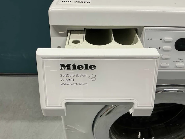Miele w 5821 wlm68 wasmachine - afbeelding 1 van  3