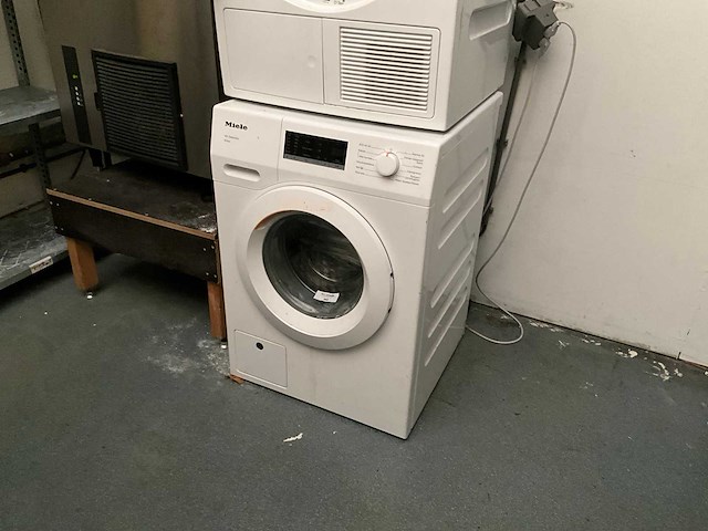 Miele wsa033 wcs hw200 wasmachine - afbeelding 1 van  6