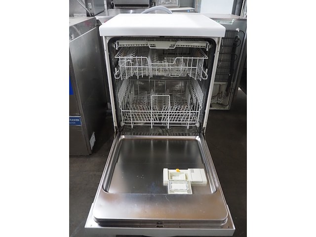 Miele - afbeelding 3 van  9
