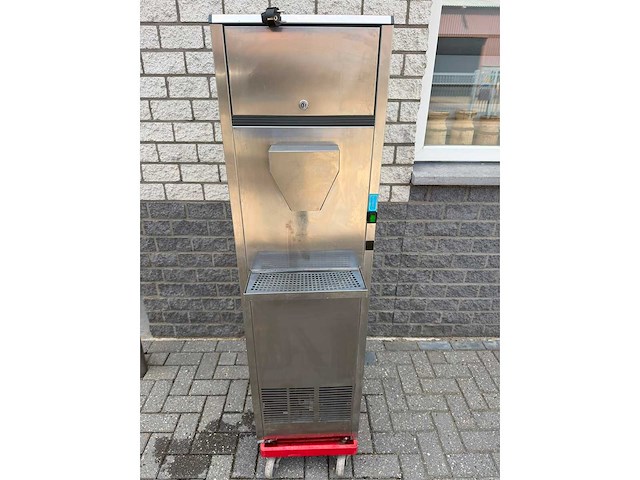 Migel - kd3 zelftapper - ijsblokjesmachine - afbeelding 1 van  3