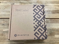 Mikrotik rb4011 series router - afbeelding 1 van  4