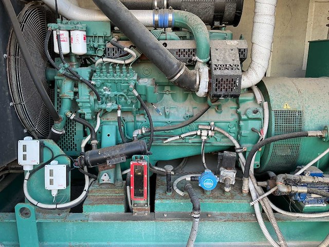 Milantractor stroomgenerator in container - afbeelding 2 van  9