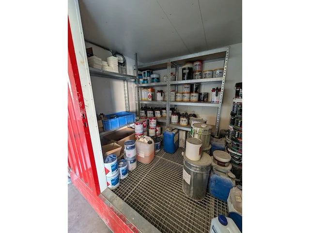 Milieucontainer met inhoud, hiltra - afbeelding 23 van  42