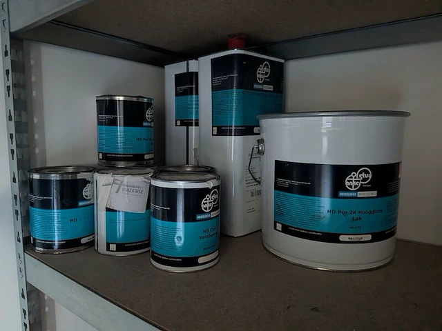 Milieucontainer met inhoud, hiltra - afbeelding 38 van  42