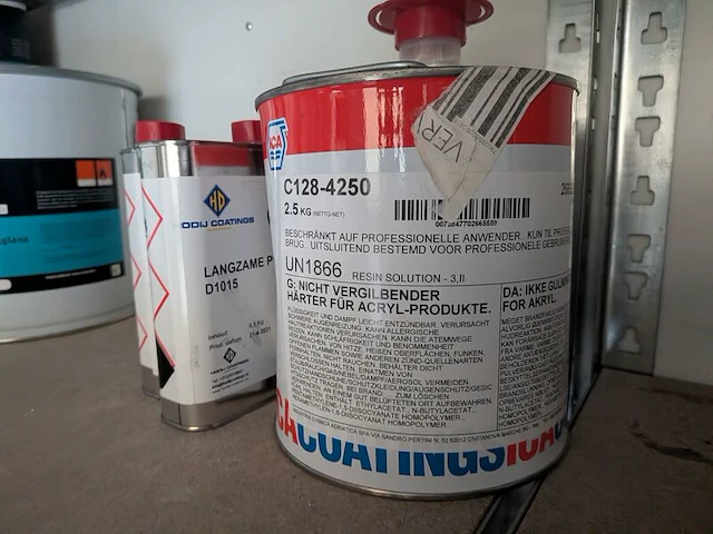 Milieucontainer met inhoud, hiltra - afbeelding 40 van  42