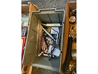 Militaria divers in 2 bakken - afbeelding 4 van  6