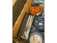 Militaria divers in 2 bakken - afbeelding 6 van  6