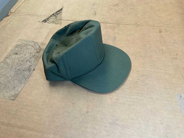 Military cap (4x) - afbeelding 1 van  1